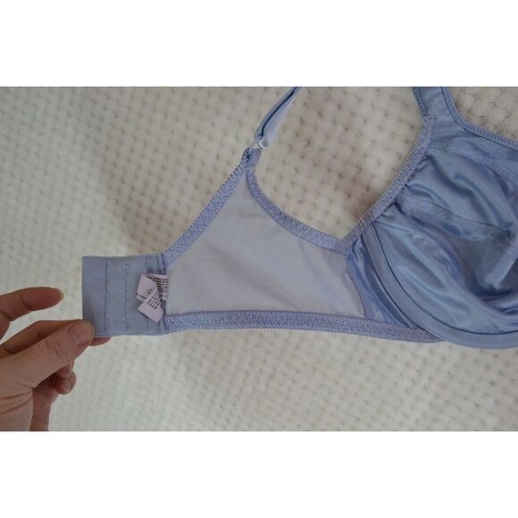 Bali Women's 38C Blue Satin Tracings Minimizer Bra - Picture 6 of 10